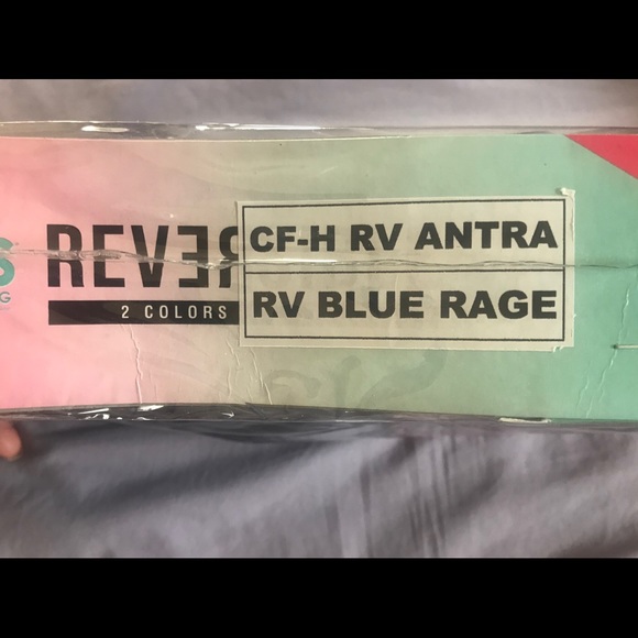 Antra Reversible Dual wig - Picture 8 of 9